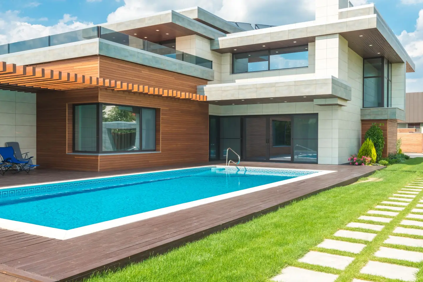 Swimming pool built in Wyoming, NSW